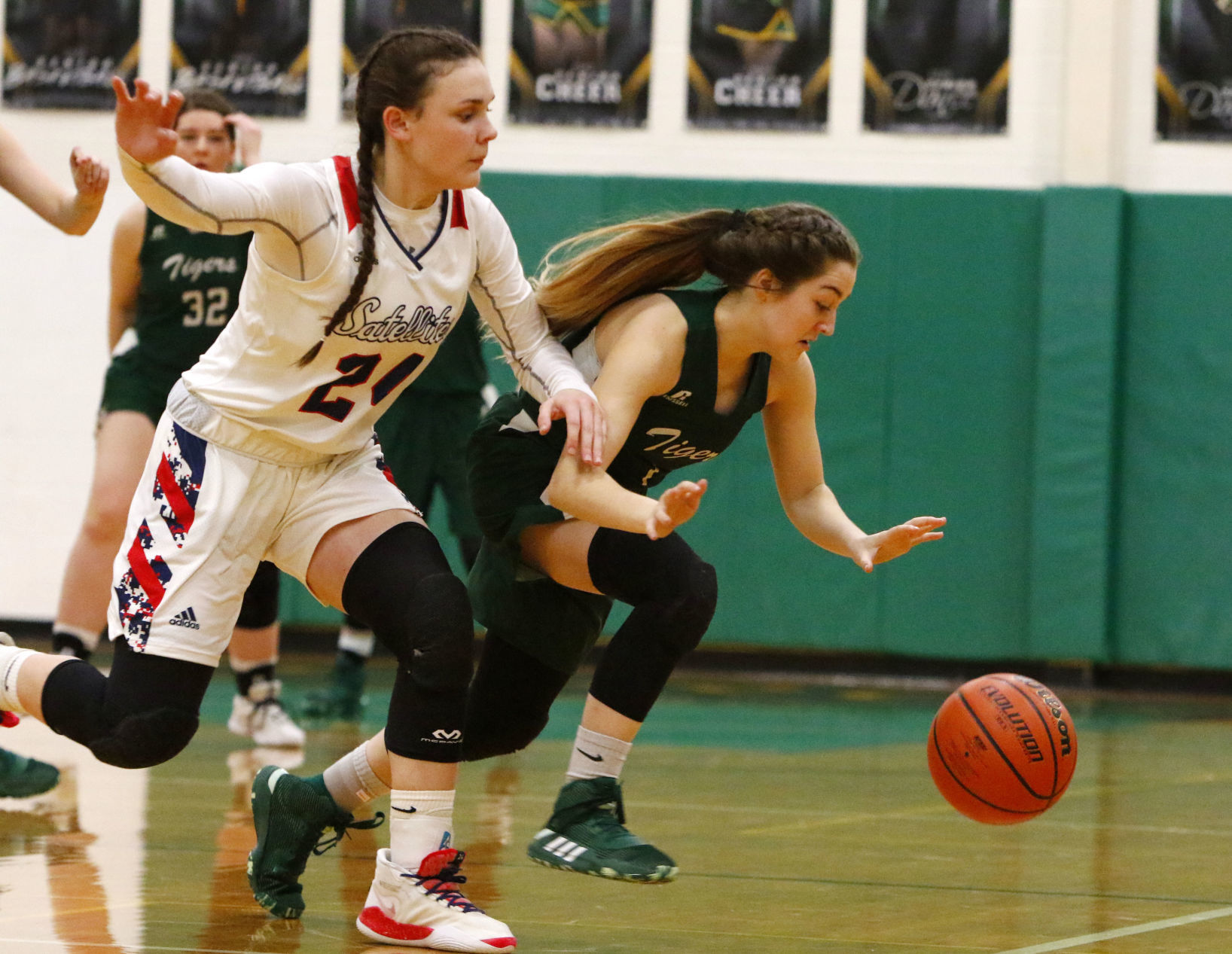 Gallery: PCC girls basketball tournament semifinal: South Central vs. LaCrosse